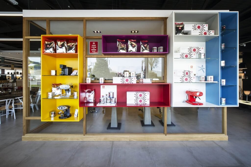Aménagement du magasin Home Lab
